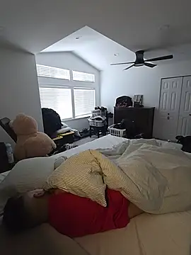 Chat XXX en directo de bigGirth4u