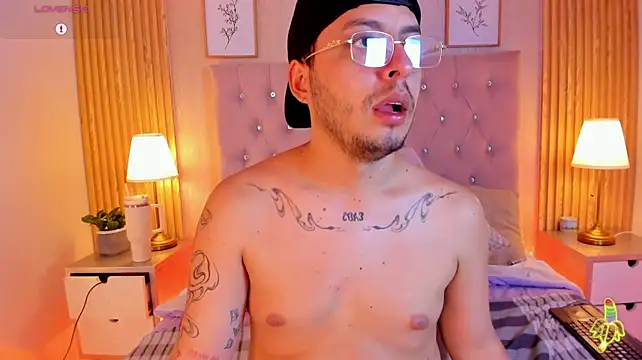 Jonath_1n Live XXX chat
