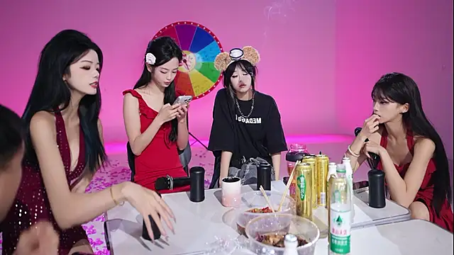 CSC-77のライブXXXチャット