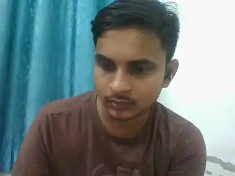 Sumit_LkO Chat XXX in diretta