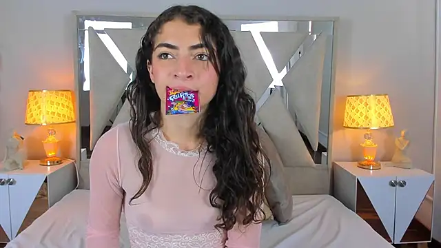 Chat XXX ao vivo de MiaBellamy