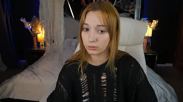 Chat XXX en directo de LizzaMoonn