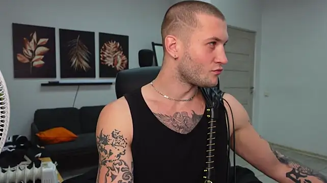Igor_Wilde Adlı Modelin Canlı XXX Sohbeti