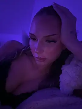 blondeeee – Live XXX-chat