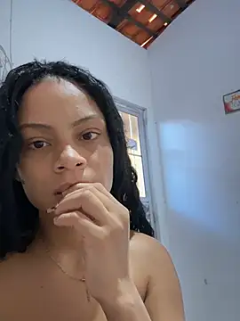 Chat +18 de yyyara ao vivo