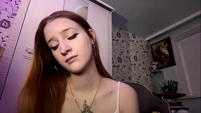 Chat +18 de LovelyAmily ao vivo