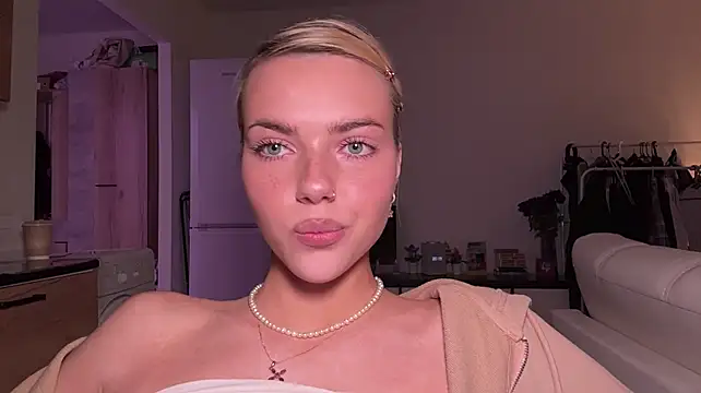 ChristelDuncombe – Live XXX-chat