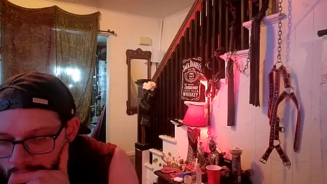 XXX chat uživo modela MasterDaddyCool