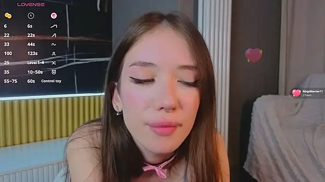 tinyanie: απευθείας συνομιλία ΧΧΧ