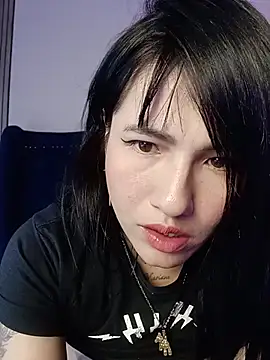 Chat +18 de _Luna_Blooms ao vivo