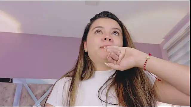 دردشة ValeriaOrtega الجنسية المباشرة