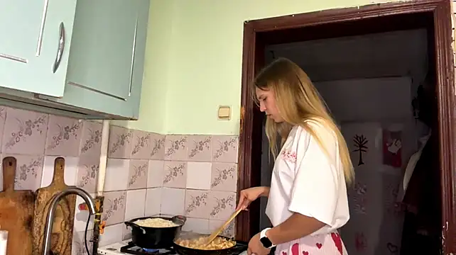 LilliaEhmen Chat XXX in diretta