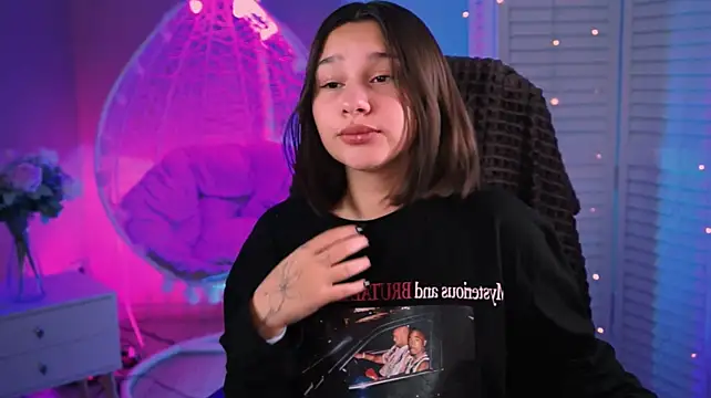 KimClarks_ Live XXX Chat