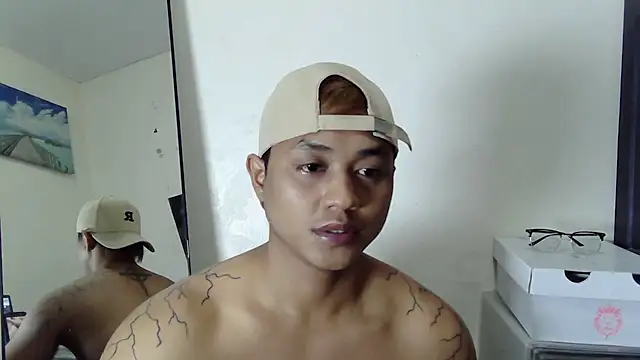 Chat XXX Live LonelyMark4u