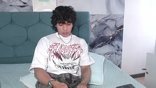 MaximilianRoth 现场XXX聊天