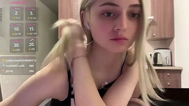 AidaGloshenn Live XXX chat