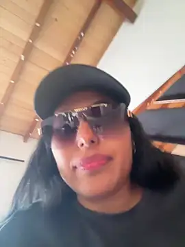 XXX chat uživo modela emmyjhonson07