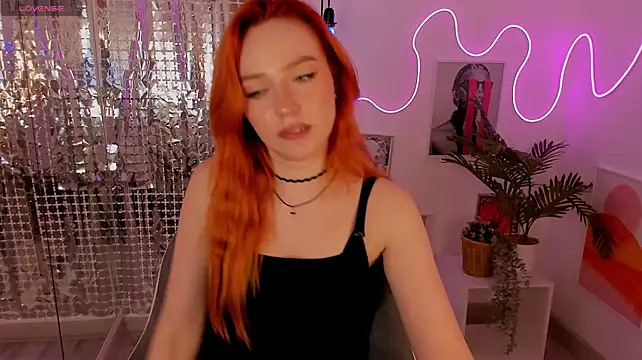 ZlataSaarn Live XXX chat