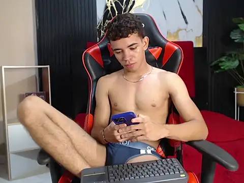Živý XXX chat CamiloRoss_