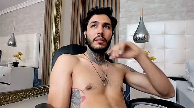 JacksonGreenn Chat XXX live