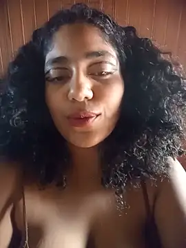 Chat +18 de savanahottie ao vivo