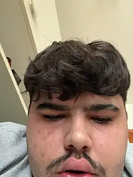 Živý XXX chat Yannick04