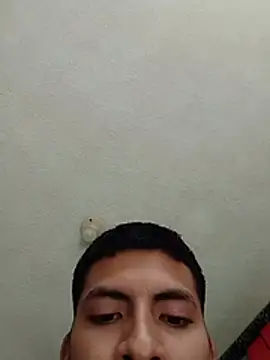 Ldmenol Chat XXX live