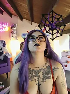 LilithDark666's Live XXX Chat