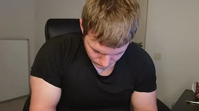 Richard_Dullas – Naživo XXX chat