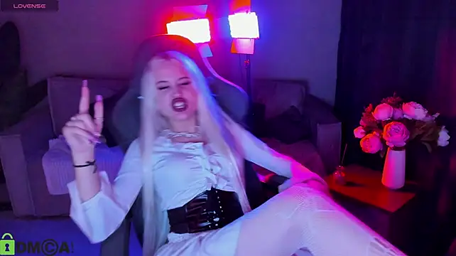 LaslyAngel's Live XXX Chat
