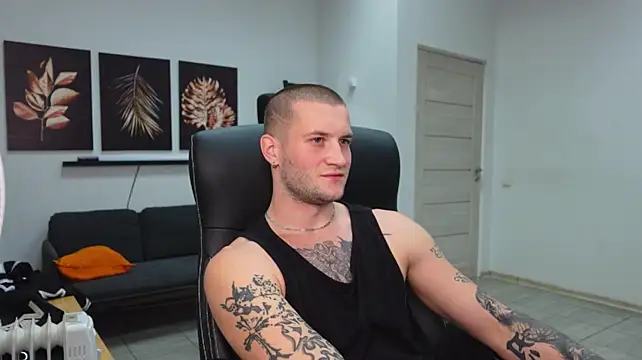 Онлайн чат XXX Igor_Wilde