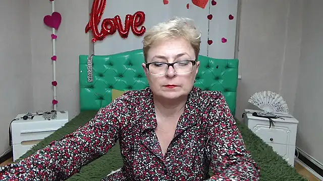 Chat XXX Live EmiliaGree