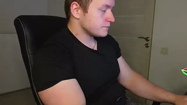Chat +18 de Richard_Dullas ao vivo