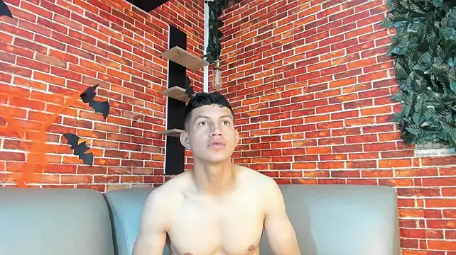 Tony_Zackk1: απευθείας συνομιλία ΧΧΧ