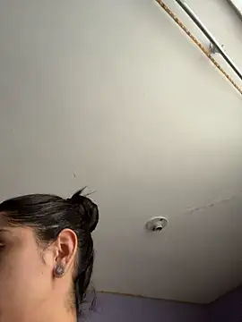 Chatroom XXX en direct de charlotte_stevenss_