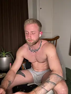 Czat XXX na  żywo – MickySteel