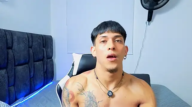 Sembang XXX Secara Langsung Austin_muscle