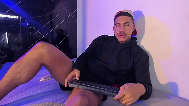 Chat +18 de Chirshot_ ao vivo