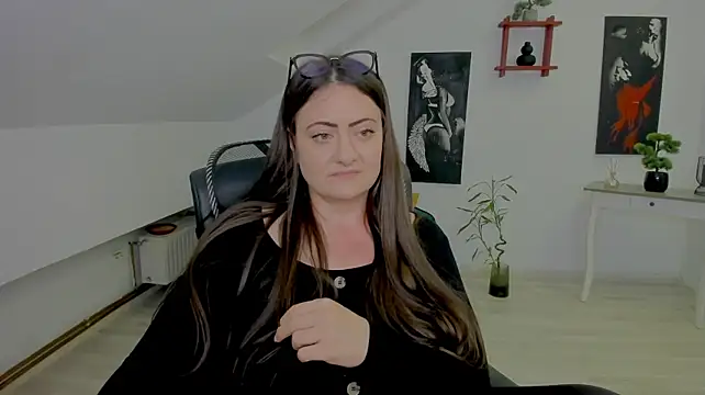 MistressDarrah Obrolan Langsung XXX