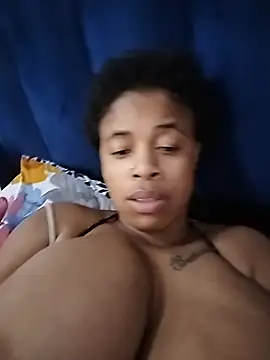 Chat XXX en directo de ClitorisBoobs