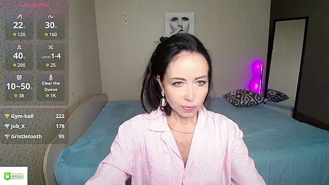XXX chat uživo modela beautiful_moon3