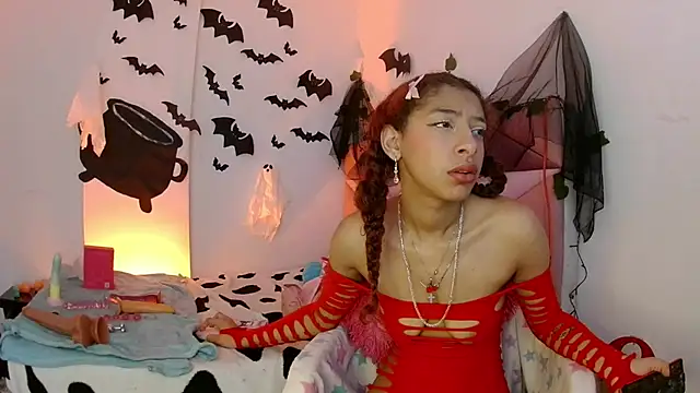 Tinyy_Star's Live XXX Chat