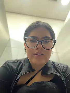Valenhill@xh Chat XXX live