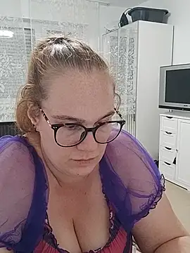 GermanNerdyAlice Live XXX-Chat