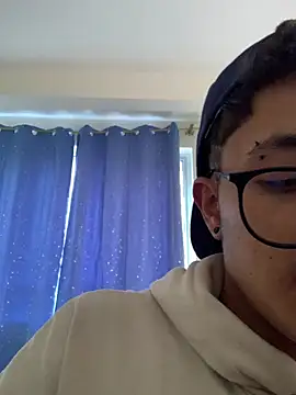 Chat XXX ao vivo de Adonibaskerville4