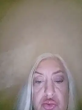Julia20X Live XXX-Chat