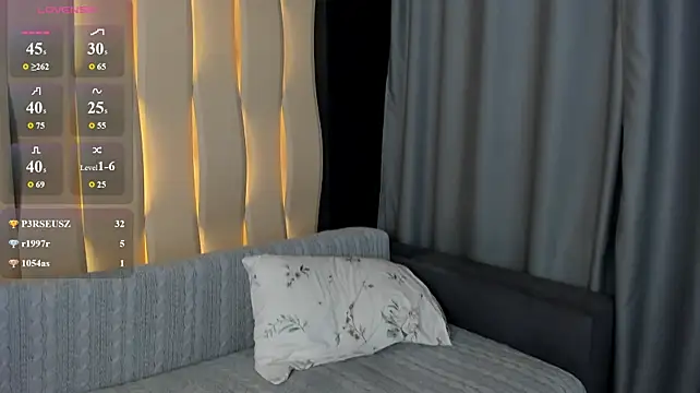 KatrinaLunk's Live XXX Chat