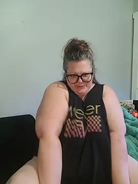 Chatroom XXX en direct de ticklesquirt