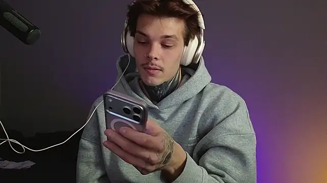 DENIS_HERE XXX чат на живо