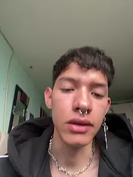 Chat XXX Live heyy_noah11